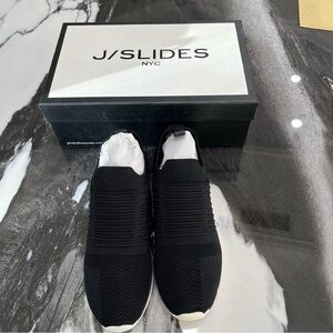 J Slides NYC Black Knit 7 1/2 No Lace Sneakers - NIB